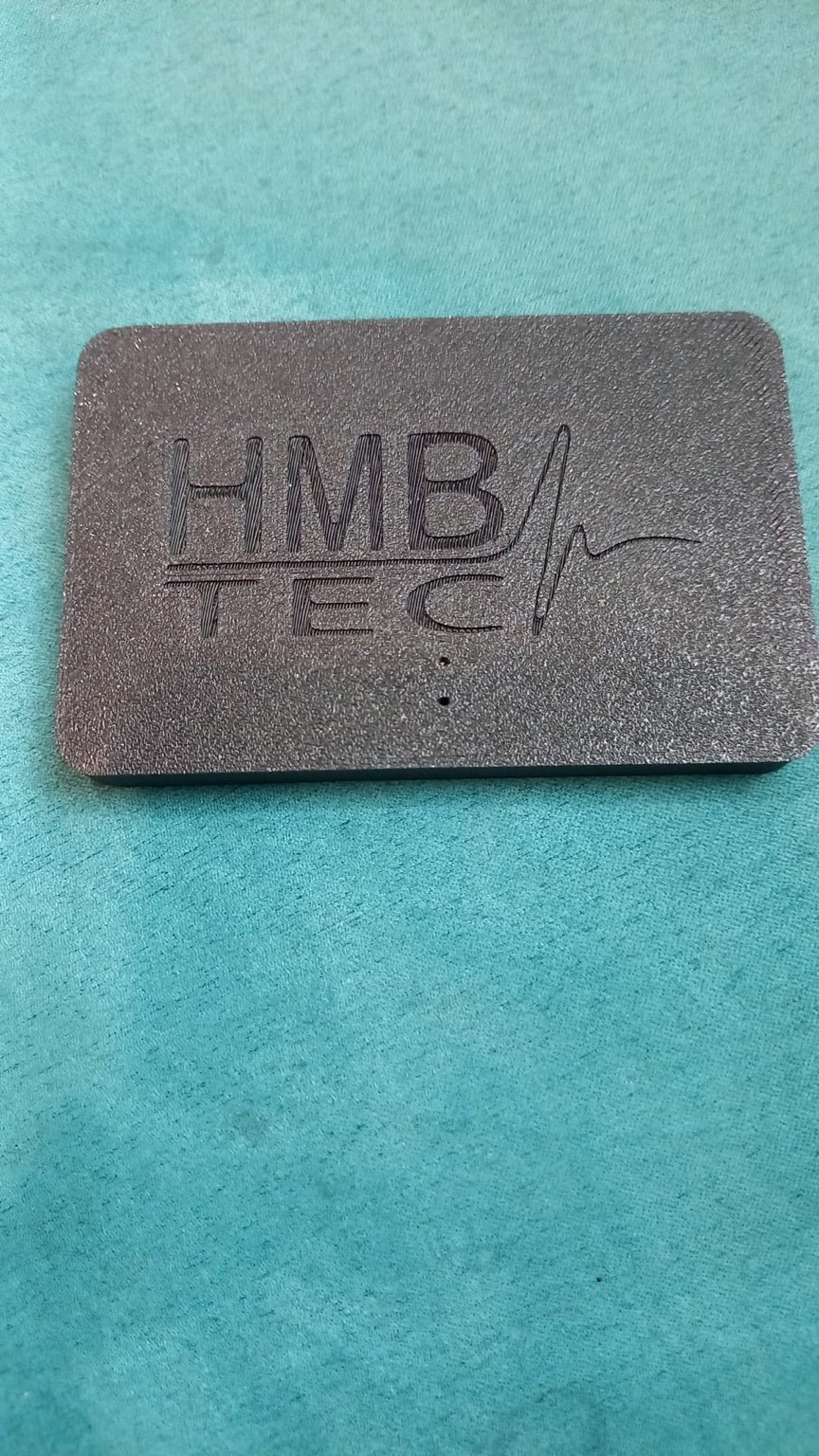 Aktueller PromptCard Rückseiten-Prototyp mit HMB TEC Logo